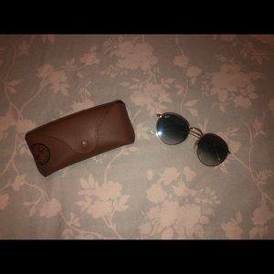 Ray-Ban Polarized Sunglasses Round Metal.